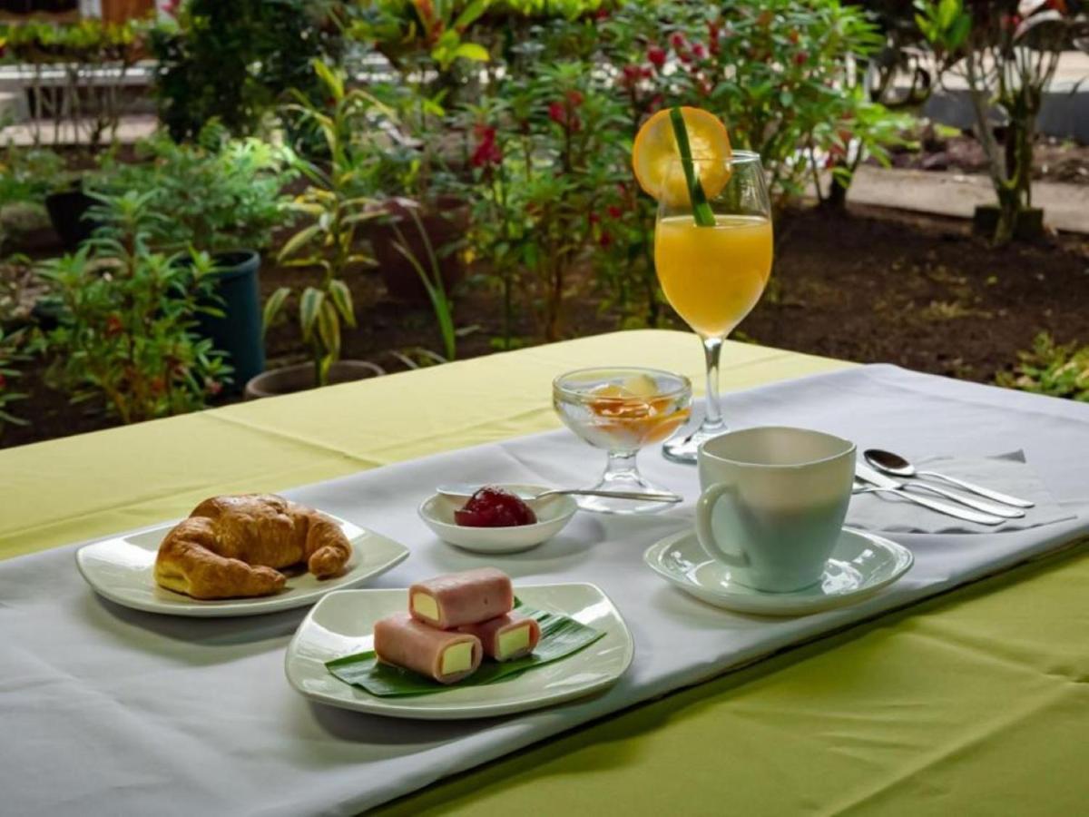 Hotel Twin Galapagos Puerto Ayora  Extérieur photo